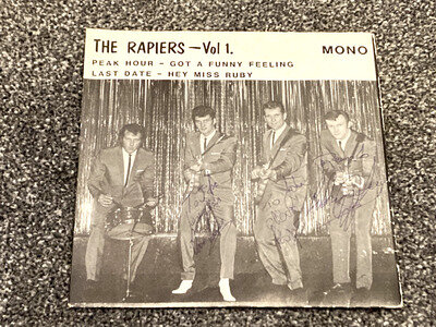 The Rapiers Vol.1 Vinyl Record- 7" Single. Signed, British Beat. Red Door, RA001