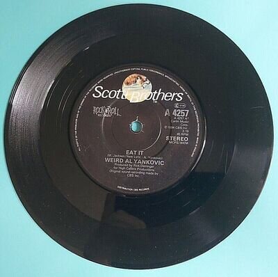WEIRD AL YANKOVIC - 4257 - EAT IT / THAT BOY COULD DANCE 1984 (635)