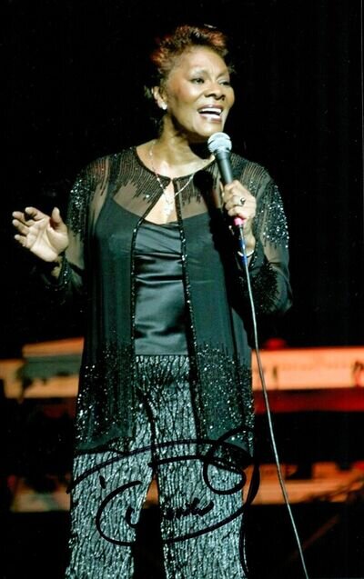 Dionne Warwick Signed 6x4 Photo Walk On By Music Grammy Awards Autograph + COA
