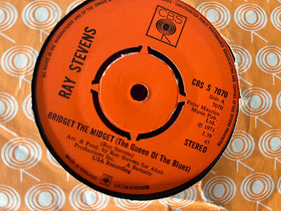 Ray Stevens - Bridget The Midget (the queen of the blues) - CBS 7070 - 1971 -