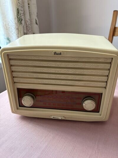 Bush VHF90