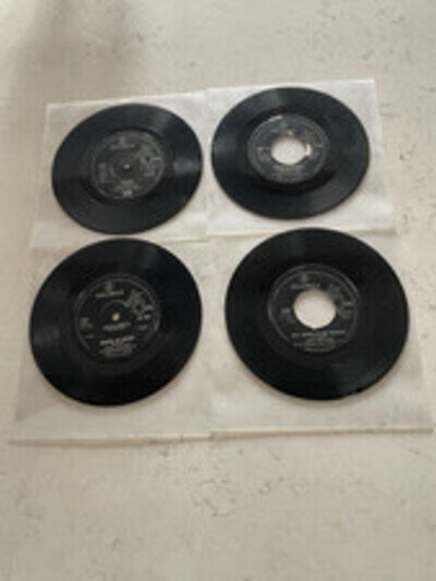 ROGER WHITTAKER - 4 no 7" singles incl Handful of Dreams & New World in ........