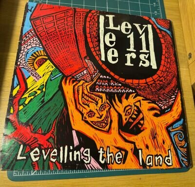 The Levellers - Levelling The Land - WOL1022 - 1st press