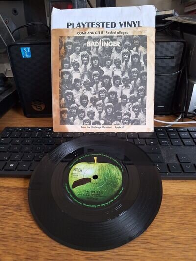 BADFINGER COME AND GET IT EX APPLE SOLID CENTRE VINYL 45 PICTURE SLEEVE
