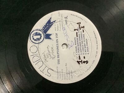 Vinyl Record - THE HEPTONES ON TOP - STUDIO 1