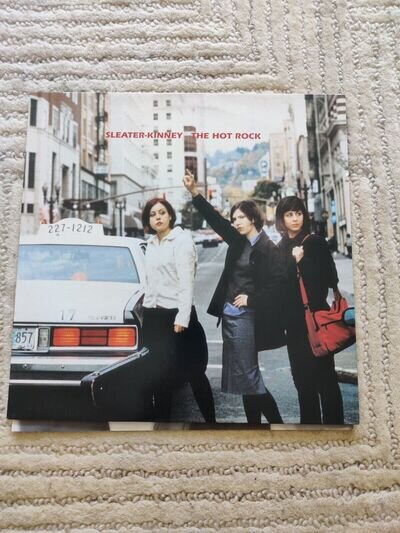 Sleater-Kinney The Hot Rock vinyl.OLE 352-1