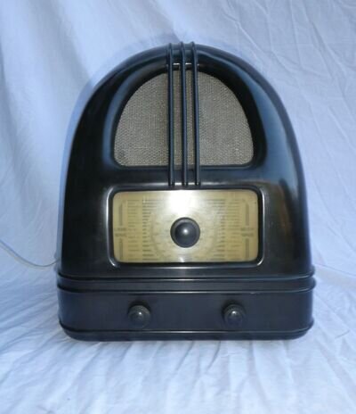 1930's Deco - Philco - Model 444 - Bakelite Radio - Working