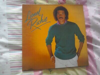 LIONEL RICHIE SELF TITLED ALBUM MOTOWN RECORDS VERY GOOD/EXCELLENT CONDITION