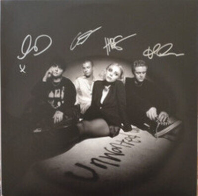 PALE WAVES UNWANTED FULL BAND SIGNED /AUTOGRAPH BLACK ICE LP ..GREAT SIGNATURES