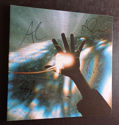 ARCHITECTS SIGNED THE SKY THE EARTH ANDALL BETWEEN SIGNED /AUTOGRAPH RED VINY LP