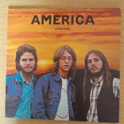 AMERICA - HOMECOMING - CLASSIC FOLK ROCK VG+ VINYL LP - TRIFOLD COVER 1972