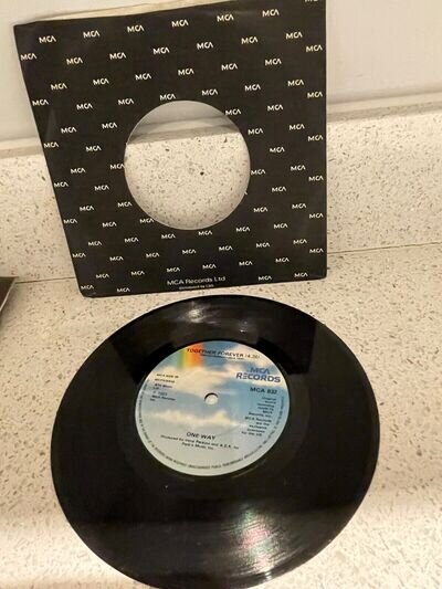 ONE WAY- SHINE ON ME 7" vinyl SOUL FUNK 1983 A VERY NICE EXAMPLE PLAYS LOVELY