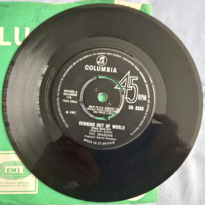 THE SHADOWS,RUNNING OUT OF WORLD, 1967 COLUMBIA LABEL, POP, VOCAL, EX- / EX.