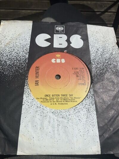EX IAN HUNTER - Once bitten twice shy - 7" single