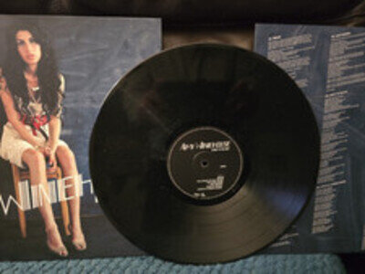 Amy Winehouse Back to Black Vinyl In Near Mint Condition