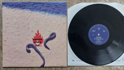 Massive Attack – Massive Attack E.P. Orig 1992 UK Wild Bunch vinyl 12" Plays NM