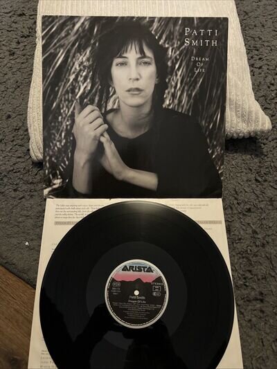 Patti Smith - Dream of Life - 1988 - Vinyl LP EX/EX