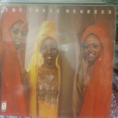 THE THREE DEGREES - THE THREE DEGREES - VINYL LP RECORD - 1973 - S PIR 65858