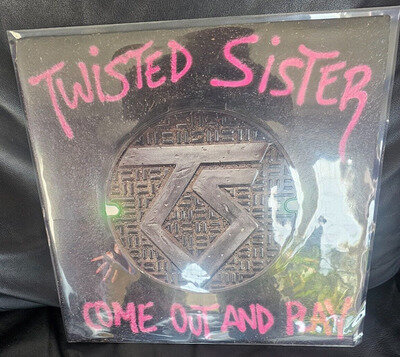 Twisted Sister - Come Out and Play (1985) US vinyl LP in Excellent condition.