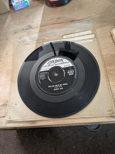 Bobby Vee – Run To Him / Walkin' With My Angel - 1961 London Records 7" Vinyl