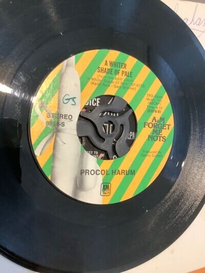 Procol Harum. A Whiter Shade of Pale. Conquistador . 7" single. A& M 1972
