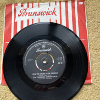 GENE CHANDLER & BARBARA ACKLIN…” teacher to the preacher”…Brunswick 7”(1976)..Ex