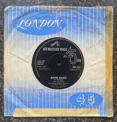 Ray Charles And His Orchestra - Busted / Making Believe - 7" Vinyl Record