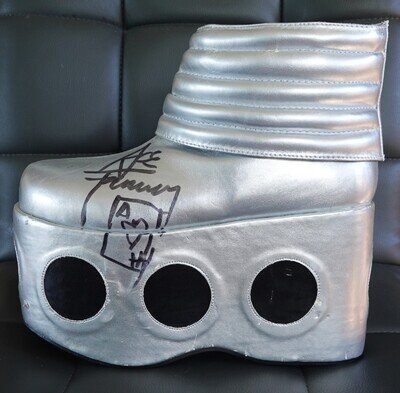 Ace Frehley Signed in BLACK KISS Alive! Boot KISS Autograph Spaceman