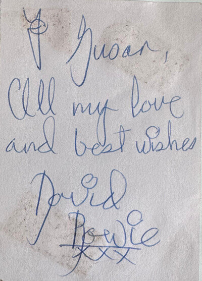 RARE EARLY DAVID BOWIE AUTOGRAPED PAGE SIGNED CIRCA 1967 BRILLIANT AUTOGRAPH