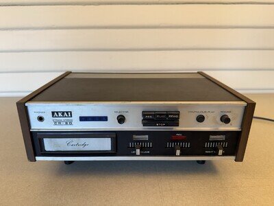 Akai 8 Track Stereo - CR-80