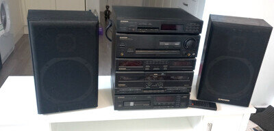 pioneer stereo stack system, black with two speakers and remote control