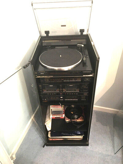 Pioneer Stereo System with Turntable, Cabinet and Speakers - Vintage HiFi