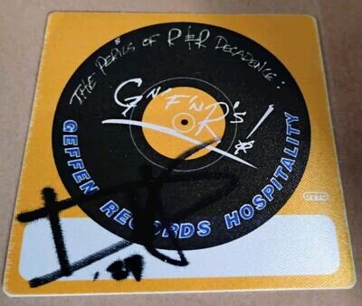 DUFF MCKAGAN SIGNED AUTOGRAPH GUNS N ROSES OFFICIAL VINTAGE BACKSTAGE PASS PROOF