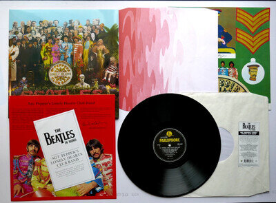 THE BEATLES LP ' SGT PEPPERS LONELY HEARTS CLUB BAND - REMASTERED ' MONO 2014