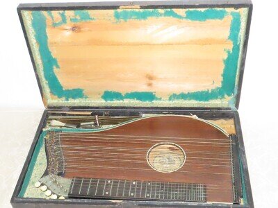 Antique Musical Instrument Zither A. Man Instrumentenfabr. Laupheim Of Wood Case