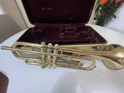 Rare Vintage Job lot USA 500 & Boston French Trumpets, Brass, Case Mouthpieces