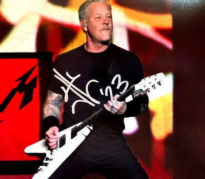 METALLICA Signed (JAMES HETFIELD) 8x10" Authentic Autograph with COA METALLICA Signed (JAMES HETFIELD) 8x10" Authentic Autograph with COA