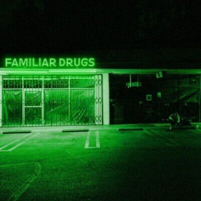 ALEXISONFIRE: FAMILIAR DRUGS - 7" vinyl