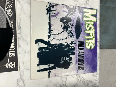 Misfits - Walk Among Us 12” Vinyl 1-25756