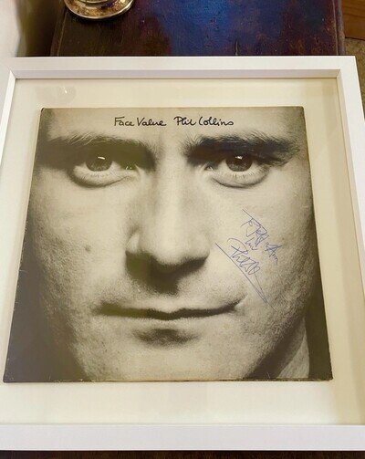 Phil Collins Signed FACE VALUE vinyl LP Album nice original signature GENESIS Phil Collins Signed FACE VALUE vinyl LP Album nice original signature GENESIS
