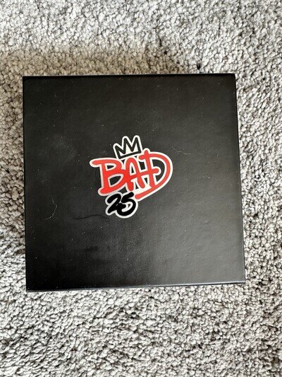 Michael Jackson Bad 25th Anniversary Deluxe Edition Boxset CD & DVD & Poster