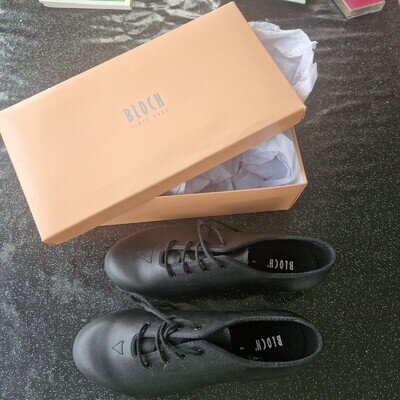 Bloch Student Jazz Tap Shoes Size 7 (UK size 4) - new - never worn