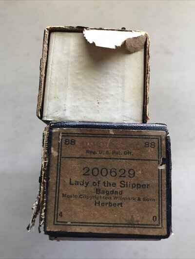 2 Rolls UNI-RECORD 200629 Lady of the Slipper SIMPLEX 7770 Minnie Shimmie for me