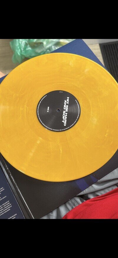 LIMITED EDITION NEW SEALED BILLIE EILISH HIT ME HARD AND SOFT VINY YELLOW & POST