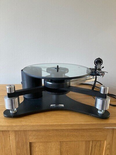ARB TURNTABLE (REGA)