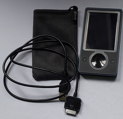 Microsoft Zune 30GB 1089 MP3 Player Like Guardians of the Galaxy's Starlord Used