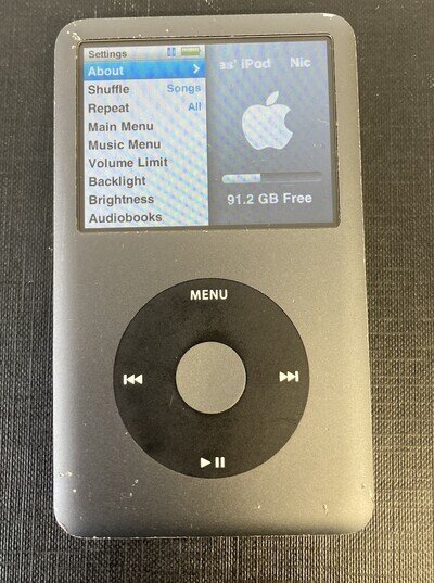 Apple iPod Classic 7th Gen 160GB Black A1238 MC297 MP3 Player With 10915 Songs