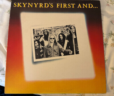 Lynyrd Skynyrd Skynyrd's First and Last 1978 Original UK Vinyl MCG 3529
