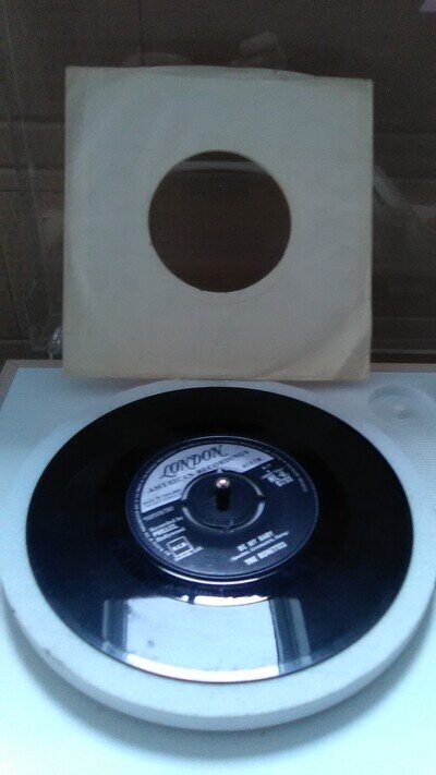 Ronettes: Be My Baby 7" Vinyl Single (Play Tested) - 920/25