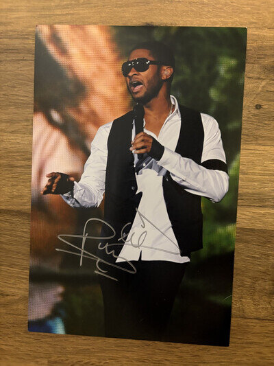 USHER- Hand Signed 12x8 Photo AUTOGRAPH